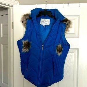 Maurices blue puffer vest
